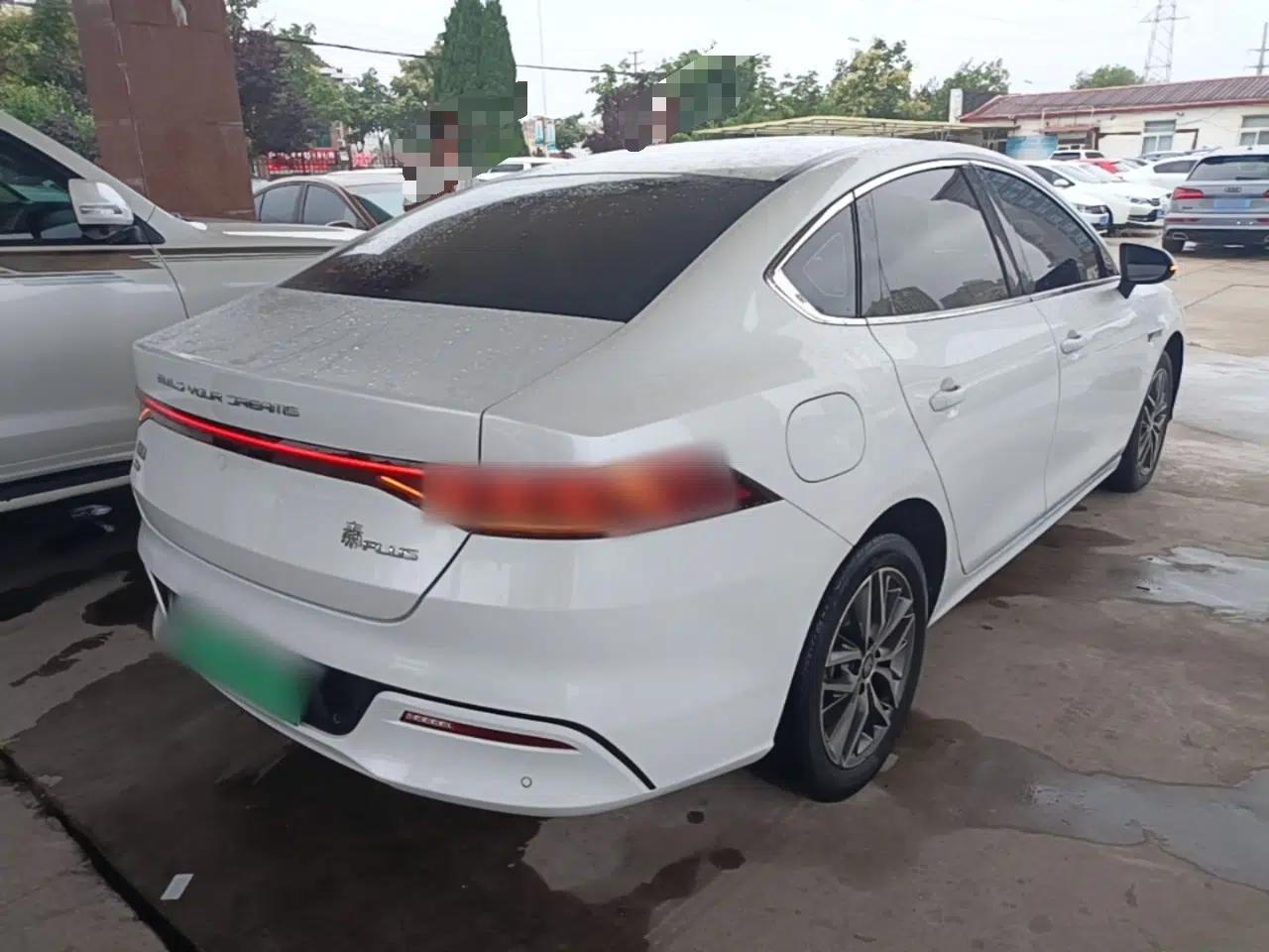 BYD Qin PLUS 2021 DM-i 55KM Flagship Model — миниатюра 6