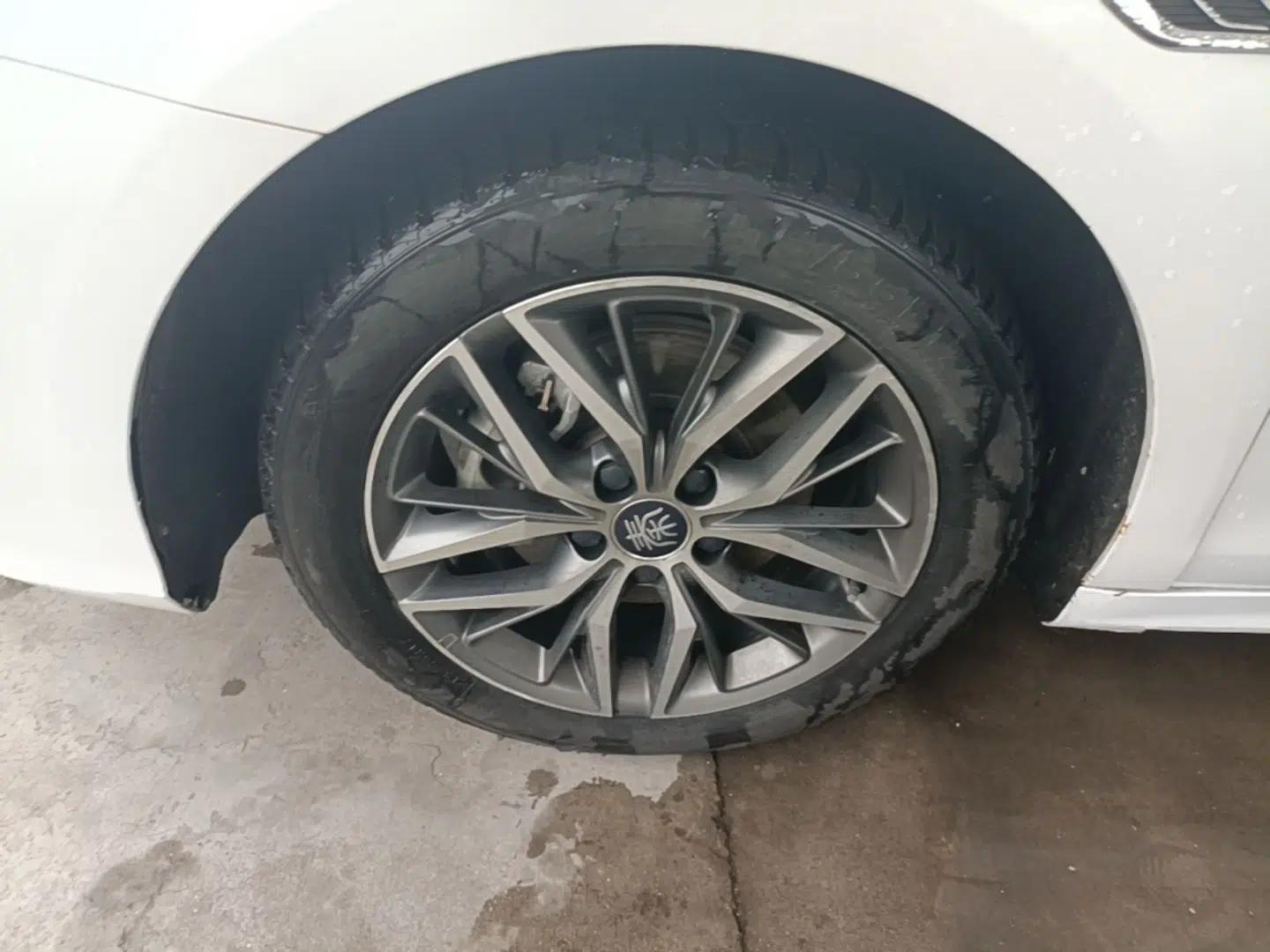 BYD Qin PLUS 2021 DM-i 55KM Flagship Model — миниатюра 10
