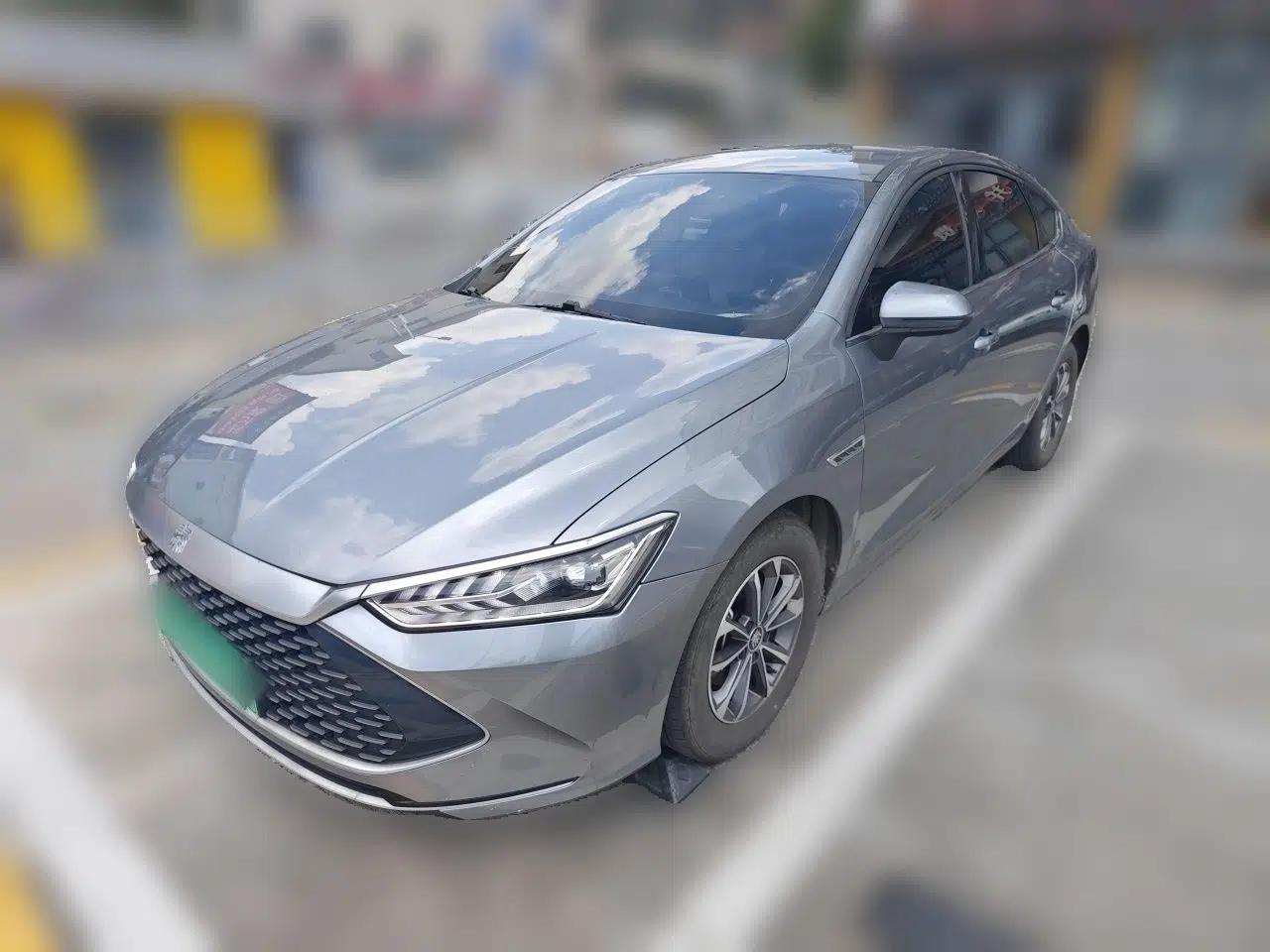 BYD Qin PLUS 2024 HONOR Edition DM-i 55KM Leading Model — миниатюра 1