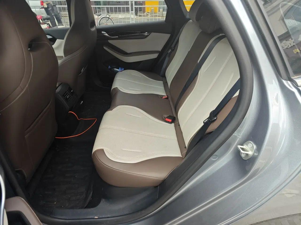 BYD Qin PLUS 2024 HONOR Edition DM-i 55KM Leading Model — миниатюра 17