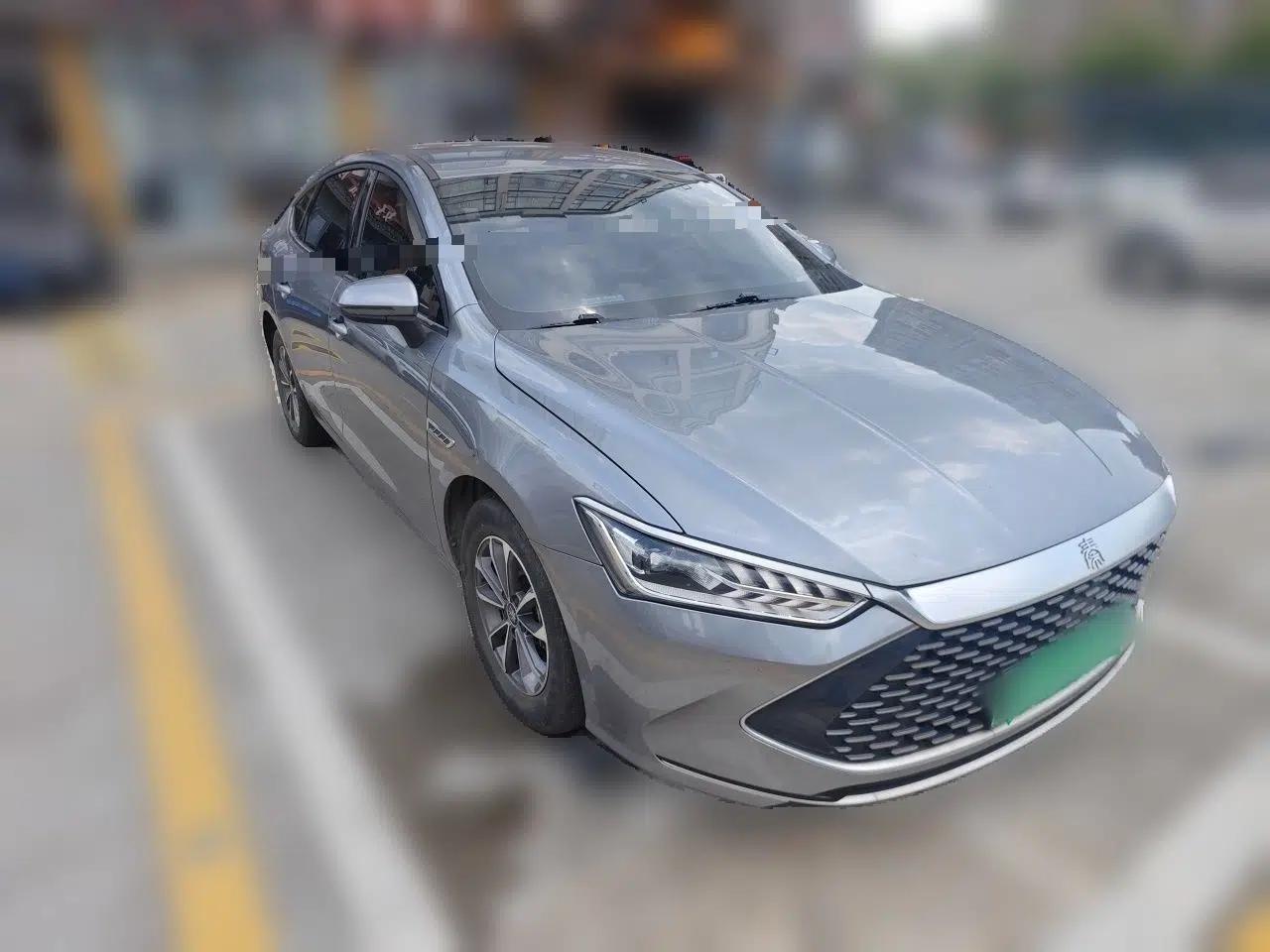 BYD Qin PLUS 2024 HONOR Edition DM-i 55KM Leading Model — миниатюра 3