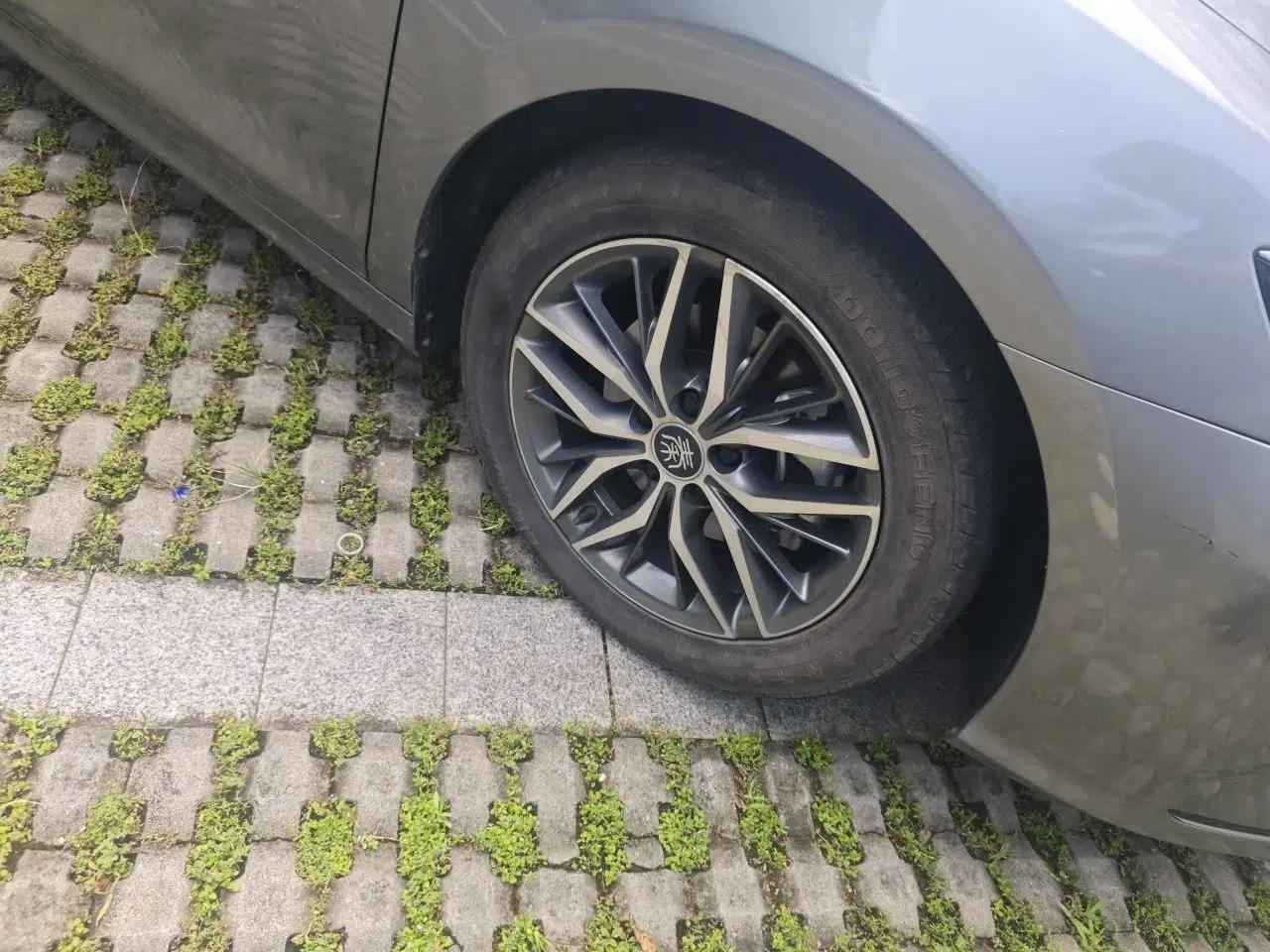 BYD Qin PLUS 2021 DM-i 55KM Flagship Model — миниатюра 8