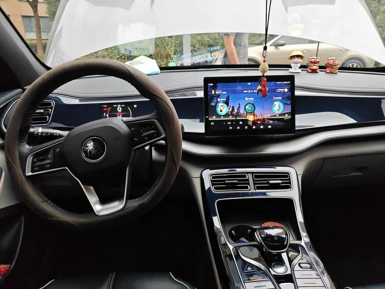 BYD Qin PLUS 2021 DM-i 55KM Flagship Model — миниатюра 9