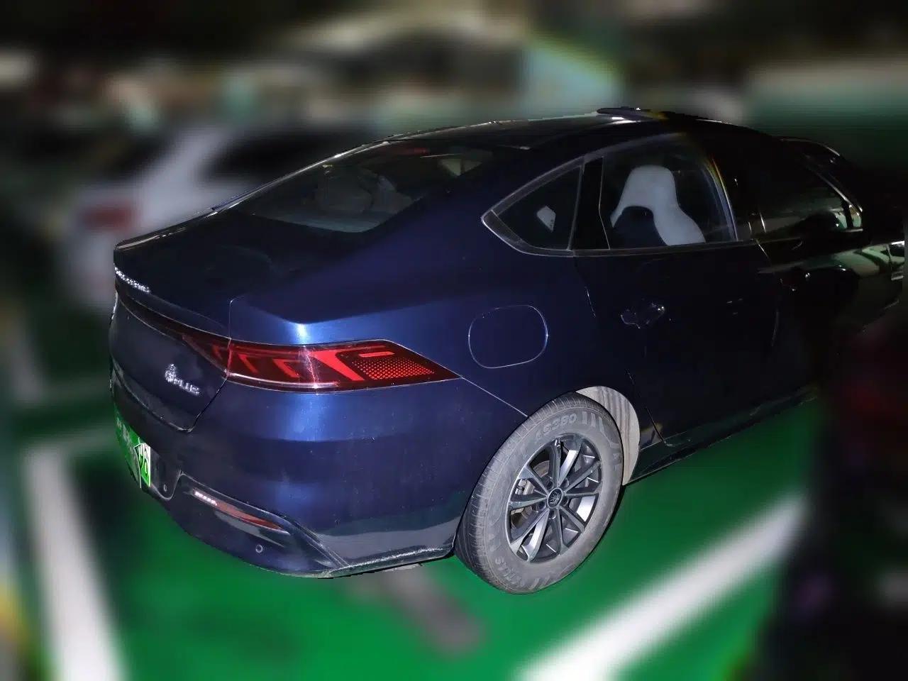 BYD Qin PLUS 2023 Champion Edition DM-i 55KM Leading Model — миниатюра 6