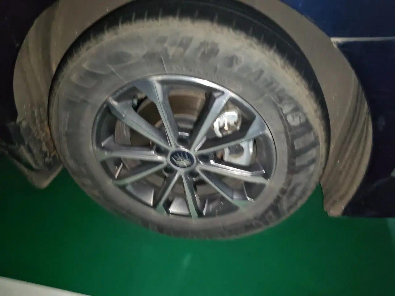 BYD Qin PLUS 2023 Champion Edition DM-i 55KM Leading Model — миниатюра 8
