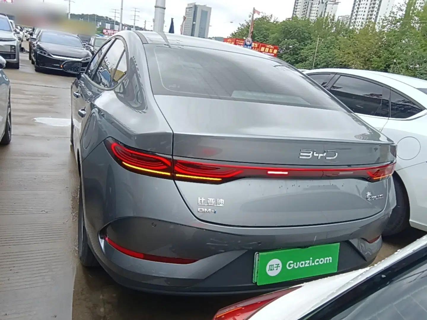 BYD Qin PLUS 2025 DM-i Smart Drive 55KM Leading Model — миниатюра 5