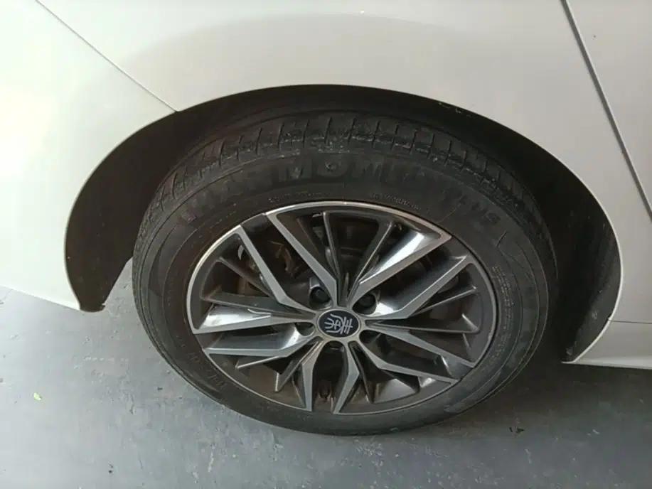 BYD Qin PLUS 2021 EV 500KM Luxury Model — миниатюра 11