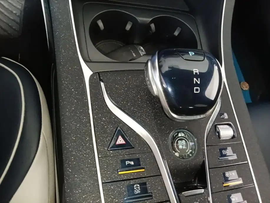 BYD Qin PLUS 2021 EV 500KM Luxury Model — миниатюра 16