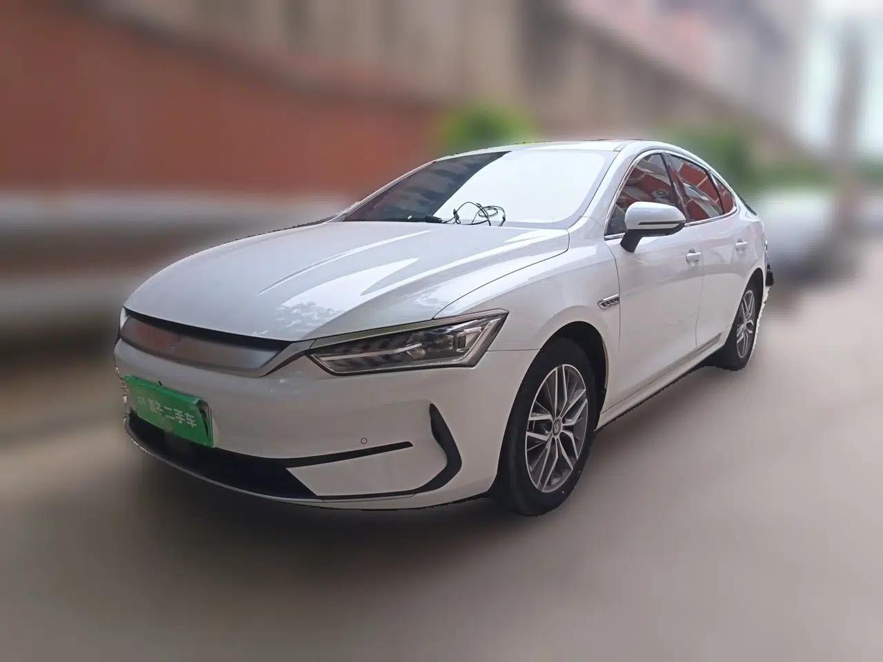BYD Qin PLUS 2024 Honor Edition EV 510KM Beyond Model — миниатюра 1