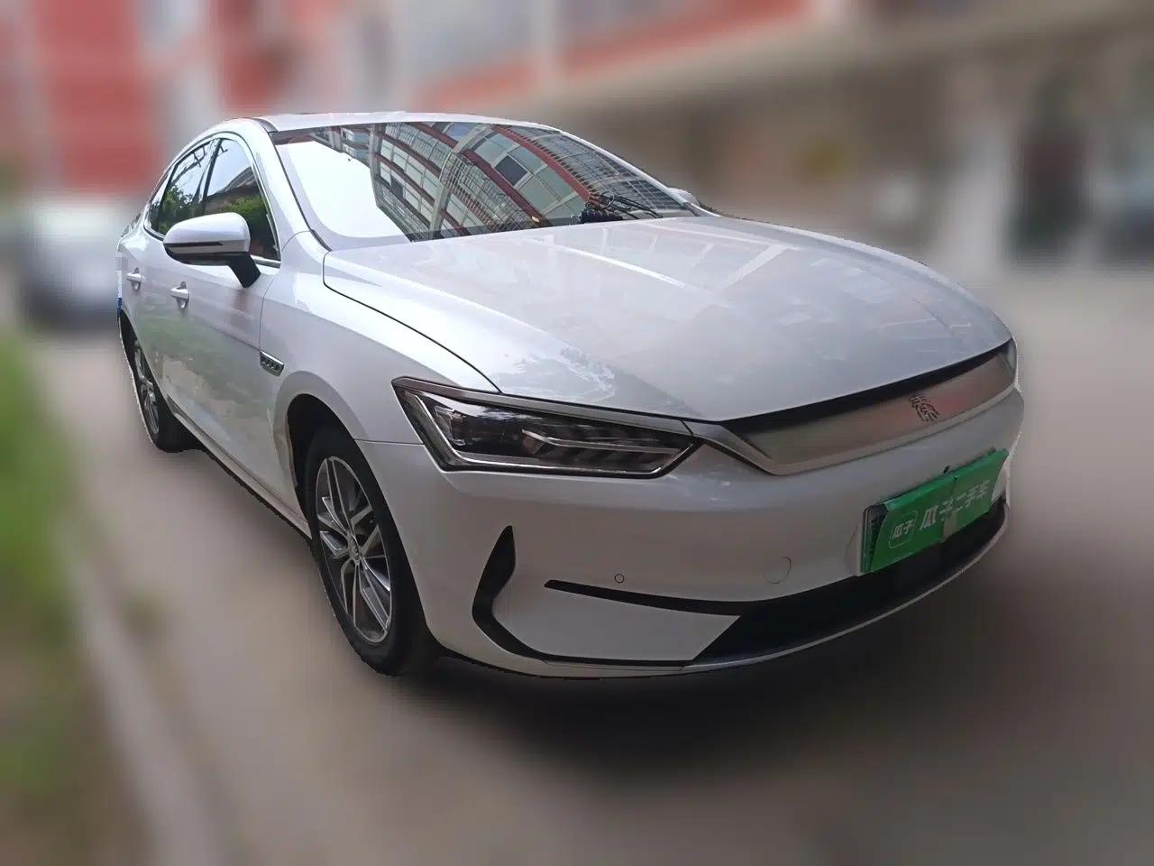 BYD Qin PLUS 2024 Honor Edition EV 510KM Beyond Model — миниатюра 3