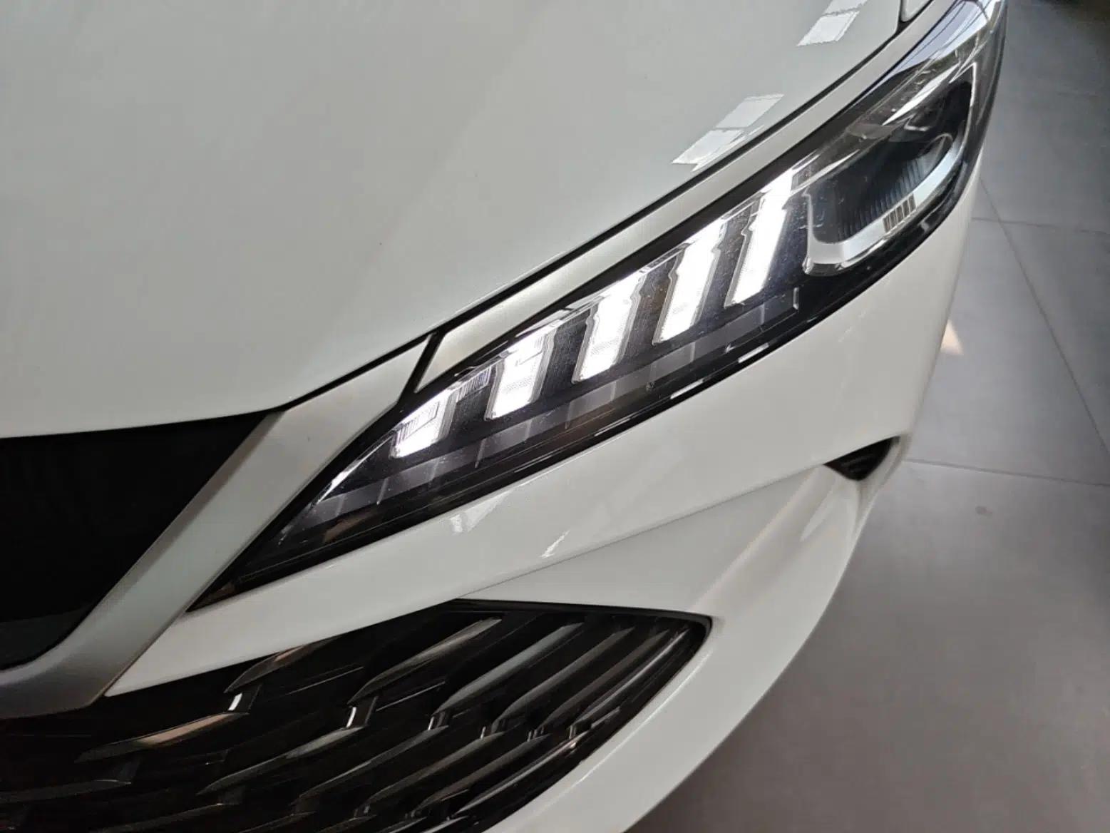 BYD Qin PLUS 2025 DM-i Smart Drive 55KM Leading Model — миниатюра 8