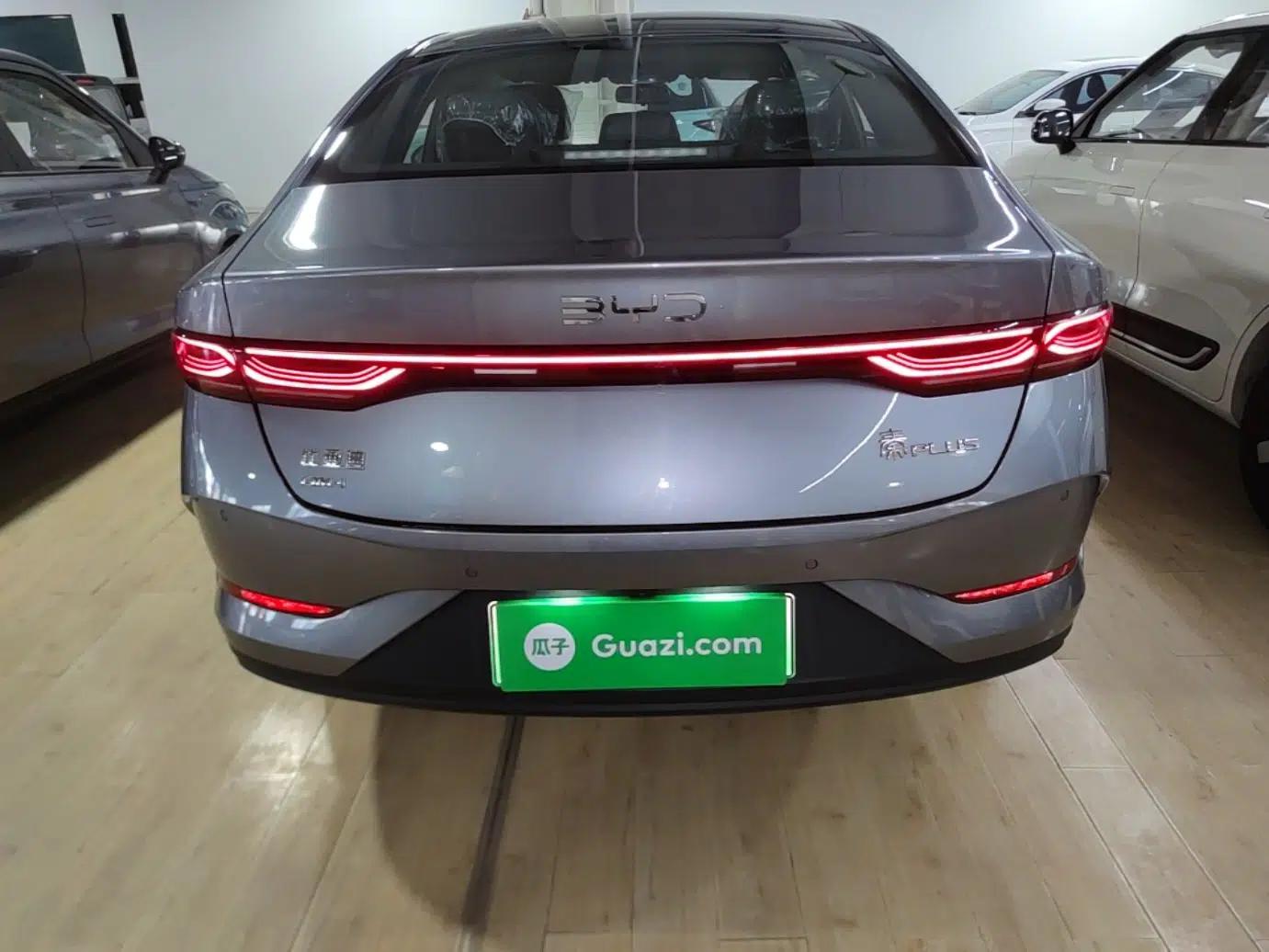 BYD Qin PLUS 2026 DM-i 128KM Progressive Model — миниатюра 5