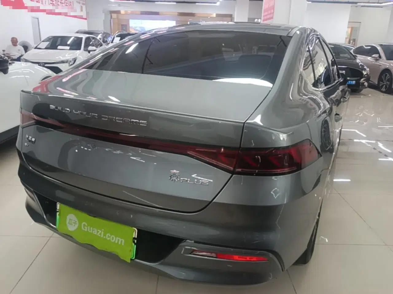 BYD Qin PLUS 2023 Champion Edition EV 420KM Superior Model — миниатюра 6