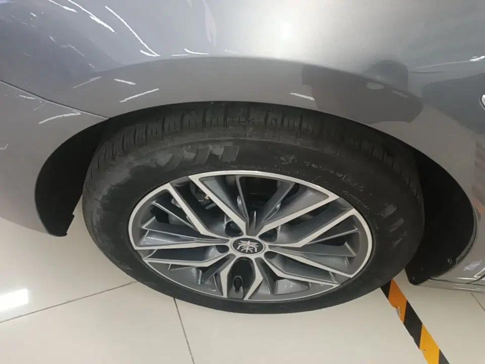 BYD Qin PLUS 2023 Champion Edition EV 420KM Superior Model — миниатюра 10