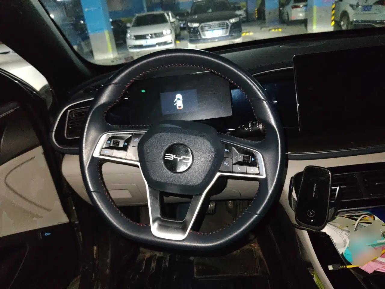 BYD Qin PLUS 2023 Champion Edition DM-i 120KM Leading Model — миниатюра 10
