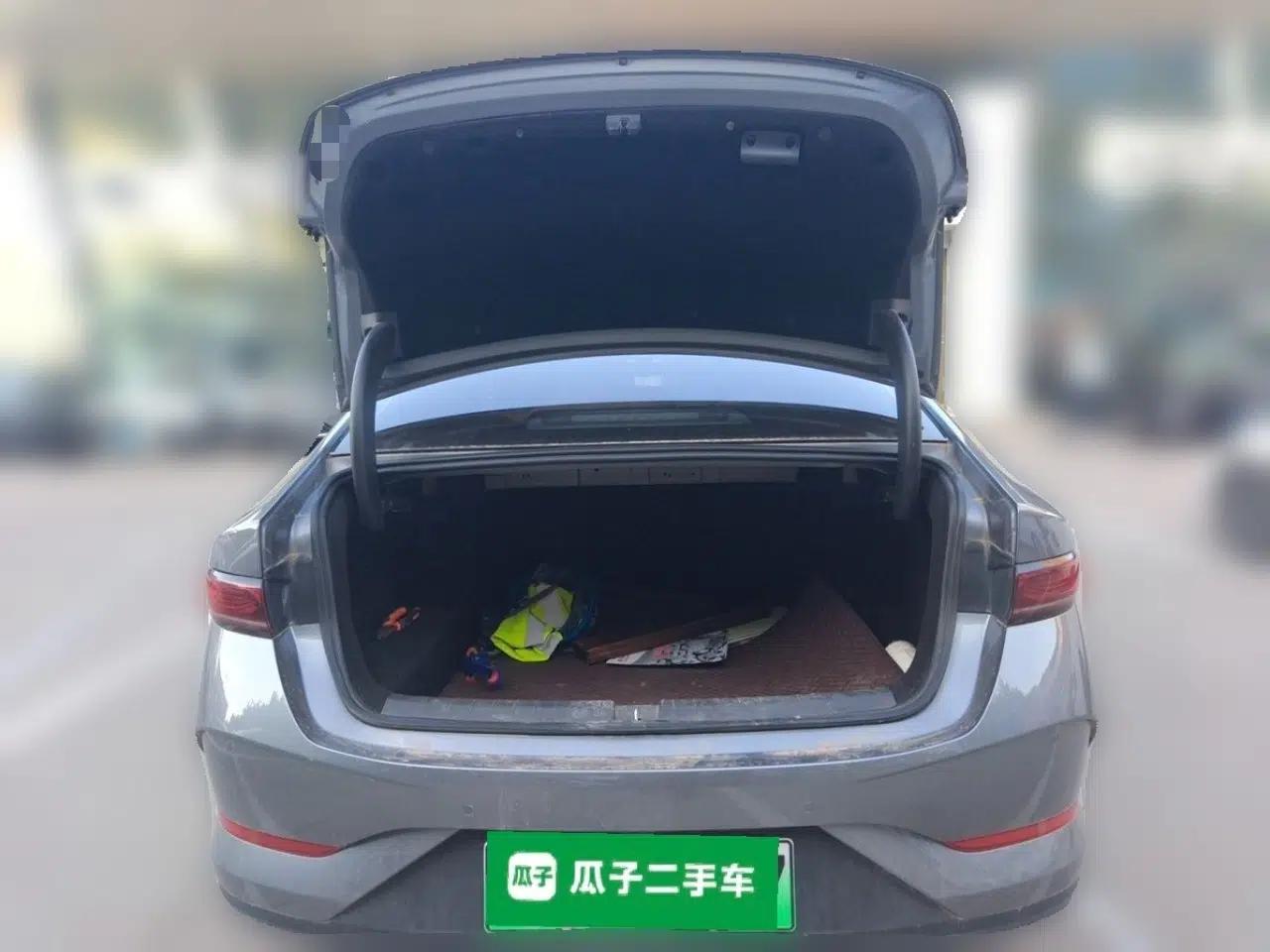 BYD Qin PLUS 2025 DM-i Smart Drive 55KM Leading Model — миниатюра 19