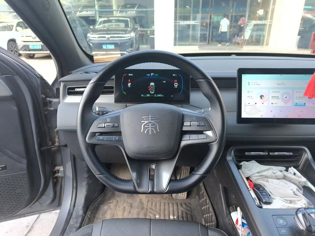 BYD Qin PLUS 2025 DM-i Smart Drive 55KM Leading Model — миниатюра 10