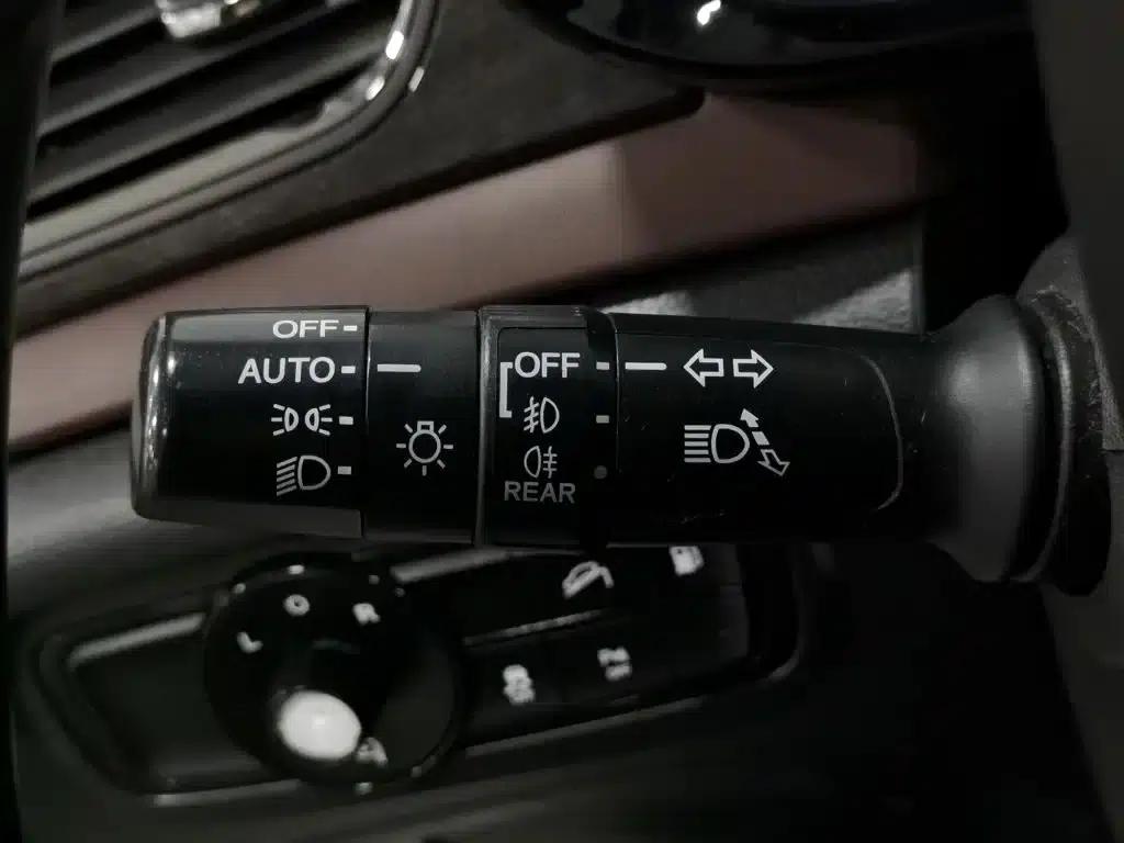 Trumpchi GS8 2017 320T 2WD Luxury Intelligent Connected Edition (7-seater) — миниатюра 21