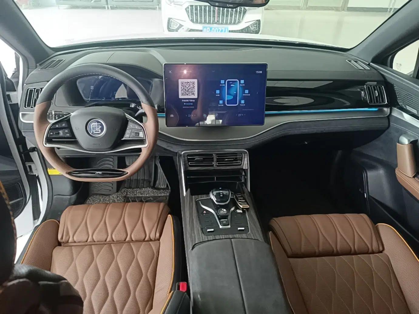 BYD Tang New Energy 2021 DM-i 112KM Prestige Model — миниатюра 12