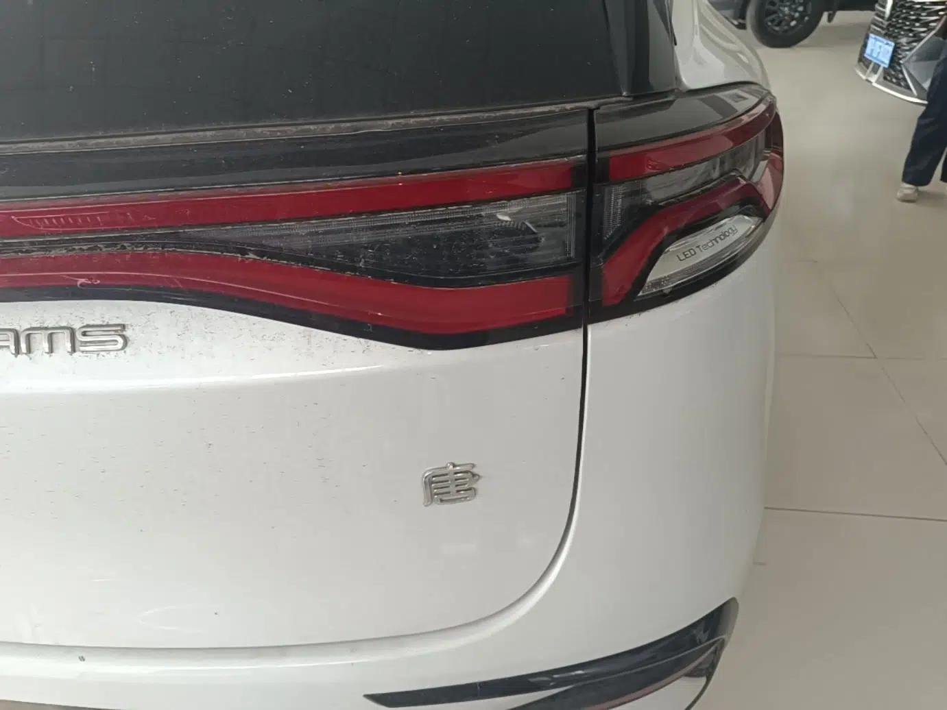 BYD Tang New Energy 2021 DM-i 112KM Prestige Model — миниатюра 9
