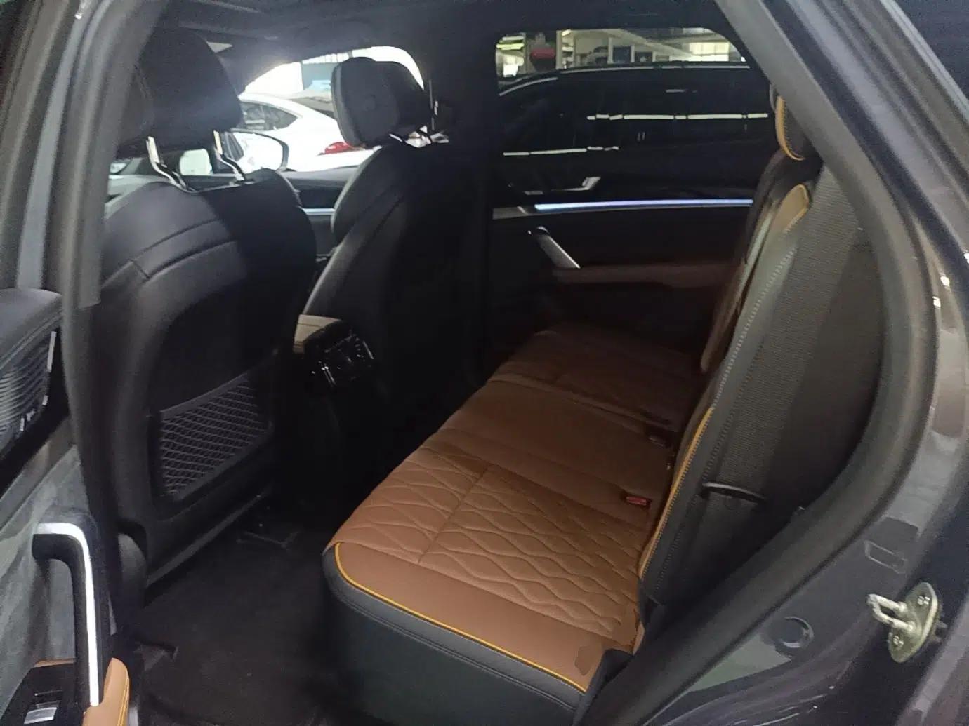 BYD Tang New Energy 2021 DM-i 112KM Prestige Model — миниатюра 20