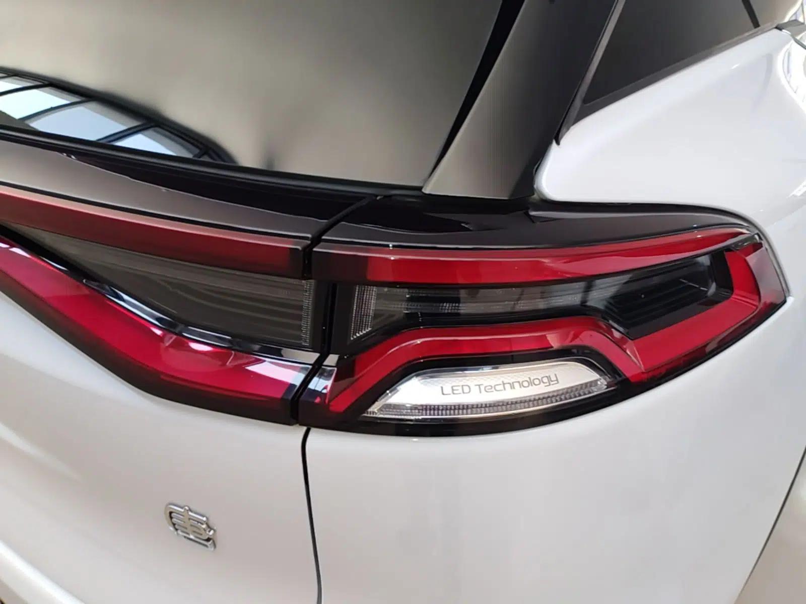 BYD Tang New Energy 2021 DM-i 112KM Prestige Model — миниатюра 9
