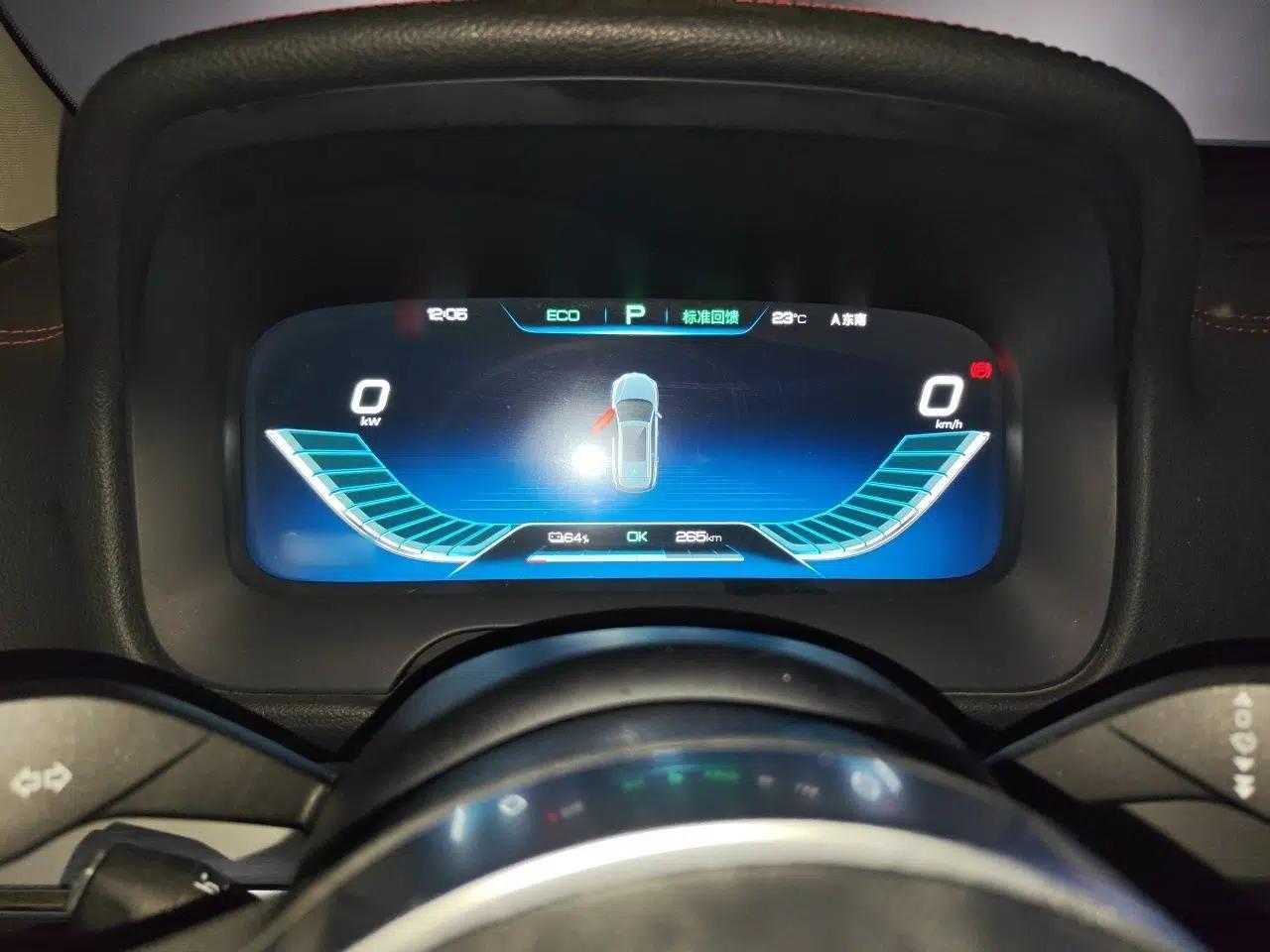 BYD Tang New Energy 2019 EV600D Four-Wheel Drive Smart Connect Genesis Edition — миниатюра 9