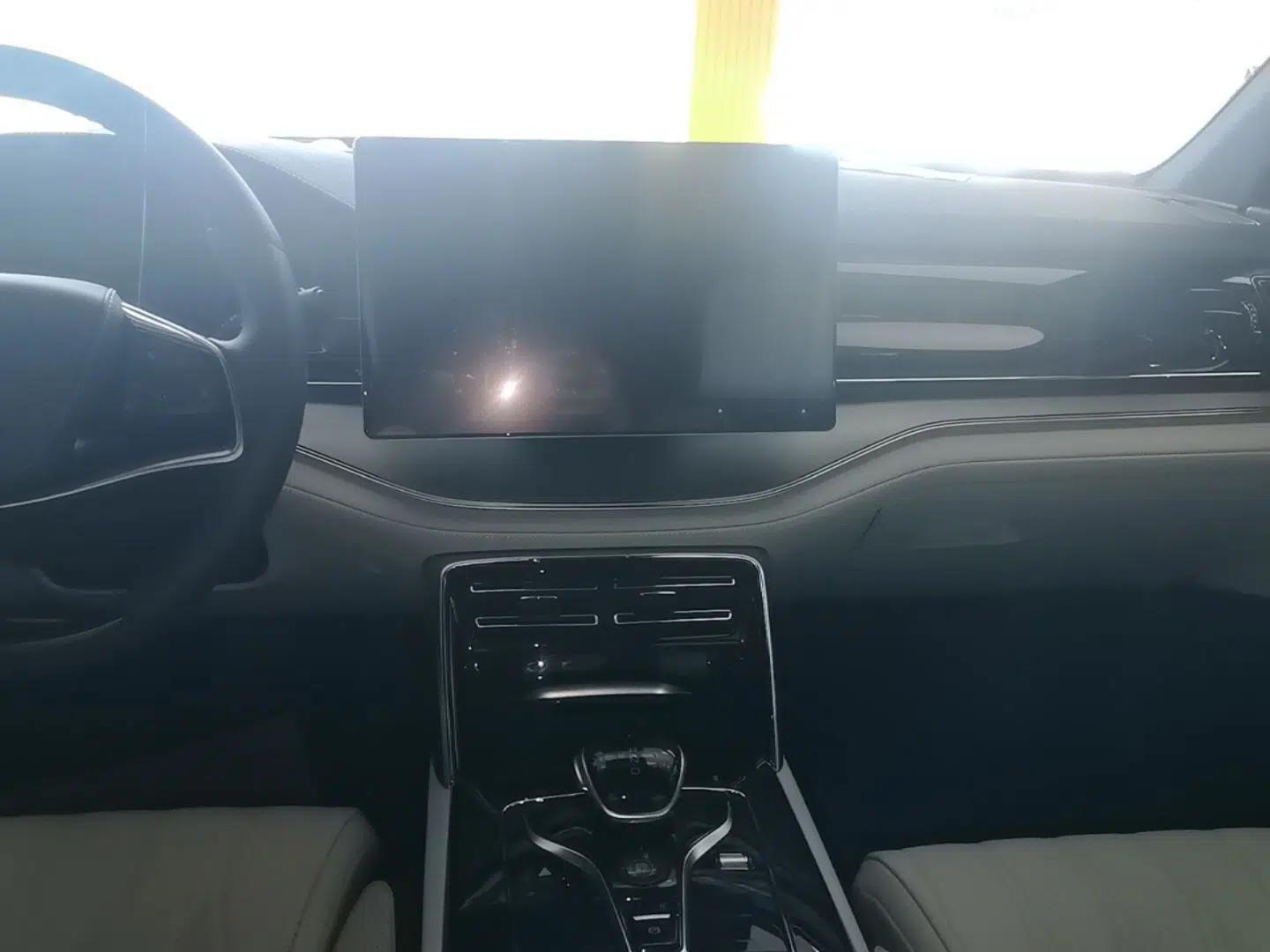 BYD Tang New Energy 2022 DM-p 215KM Four-Wheel Drive Flagship Model — миниатюра 15