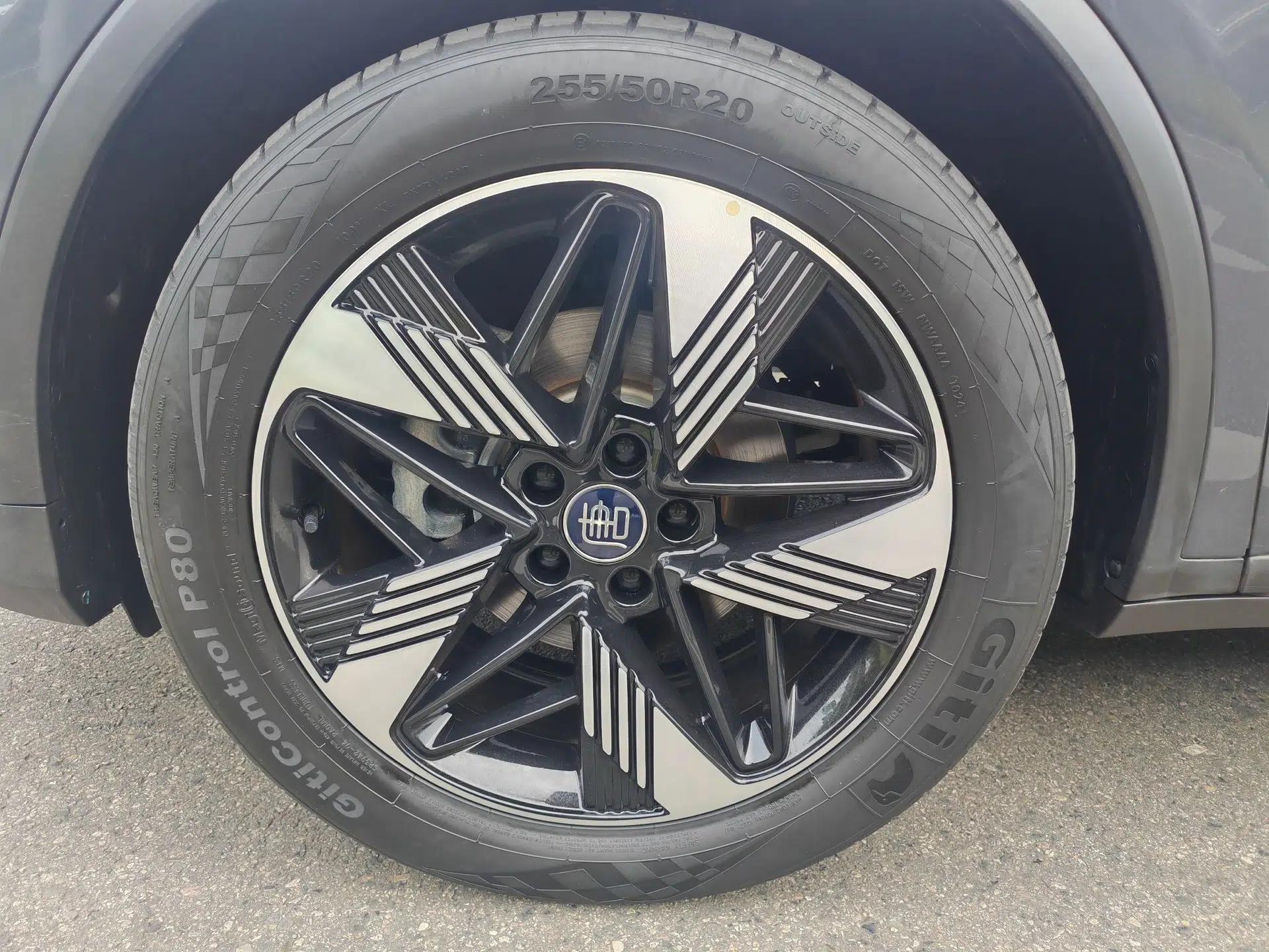 BYD Tang New Energy 2024 DM-i Glory Edition 112KM Prestige Model — миниатюра 19