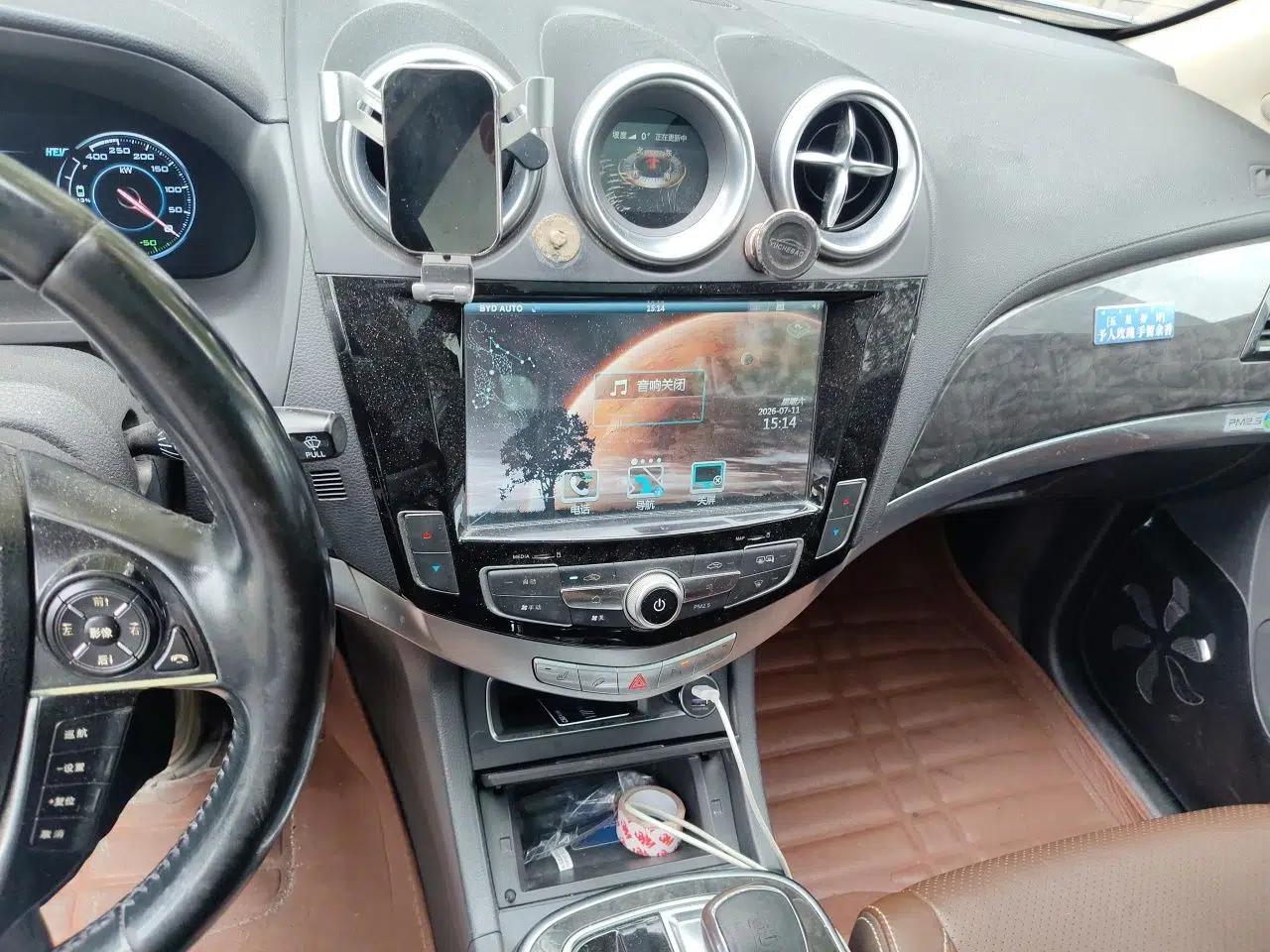 BYD Tang New Energy 2015 2.0T Four-Wheel-Drive Flagship Model — миниатюра 13