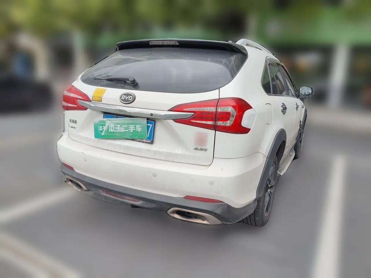 BYD Tang New Energy 2015 2.0T Four-Wheel-Drive Flagship Model — миниатюра 6