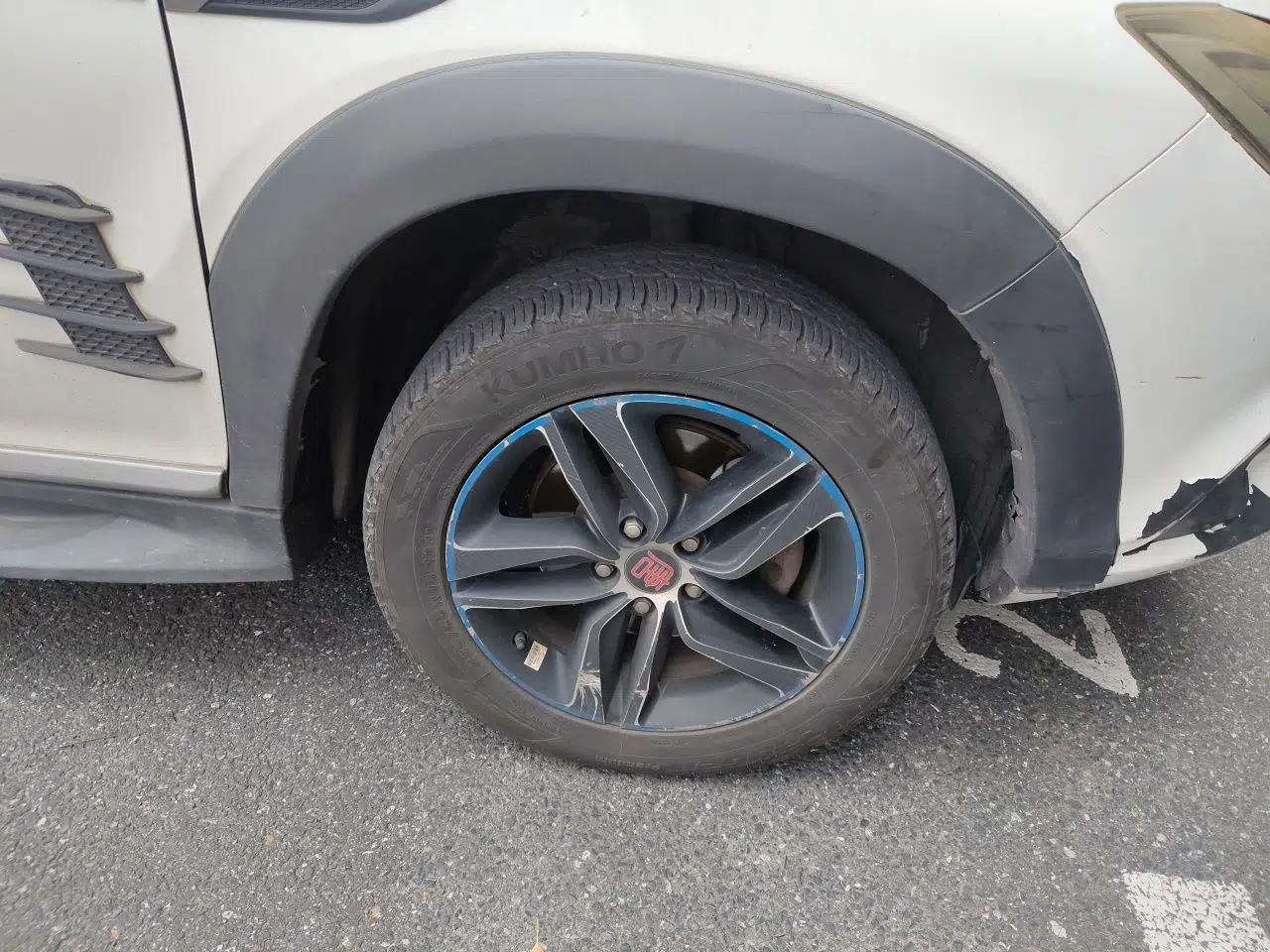 BYD Tang New Energy 2015 2.0T Four-Wheel-Drive Flagship Model — миниатюра 8