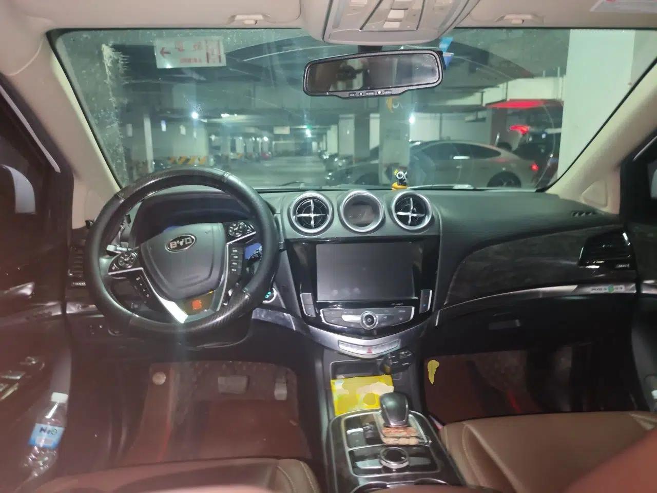 BYD Tang New Energy 2015 2.0T Four-Wheel-Drive Flagship Model — миниатюра 9
