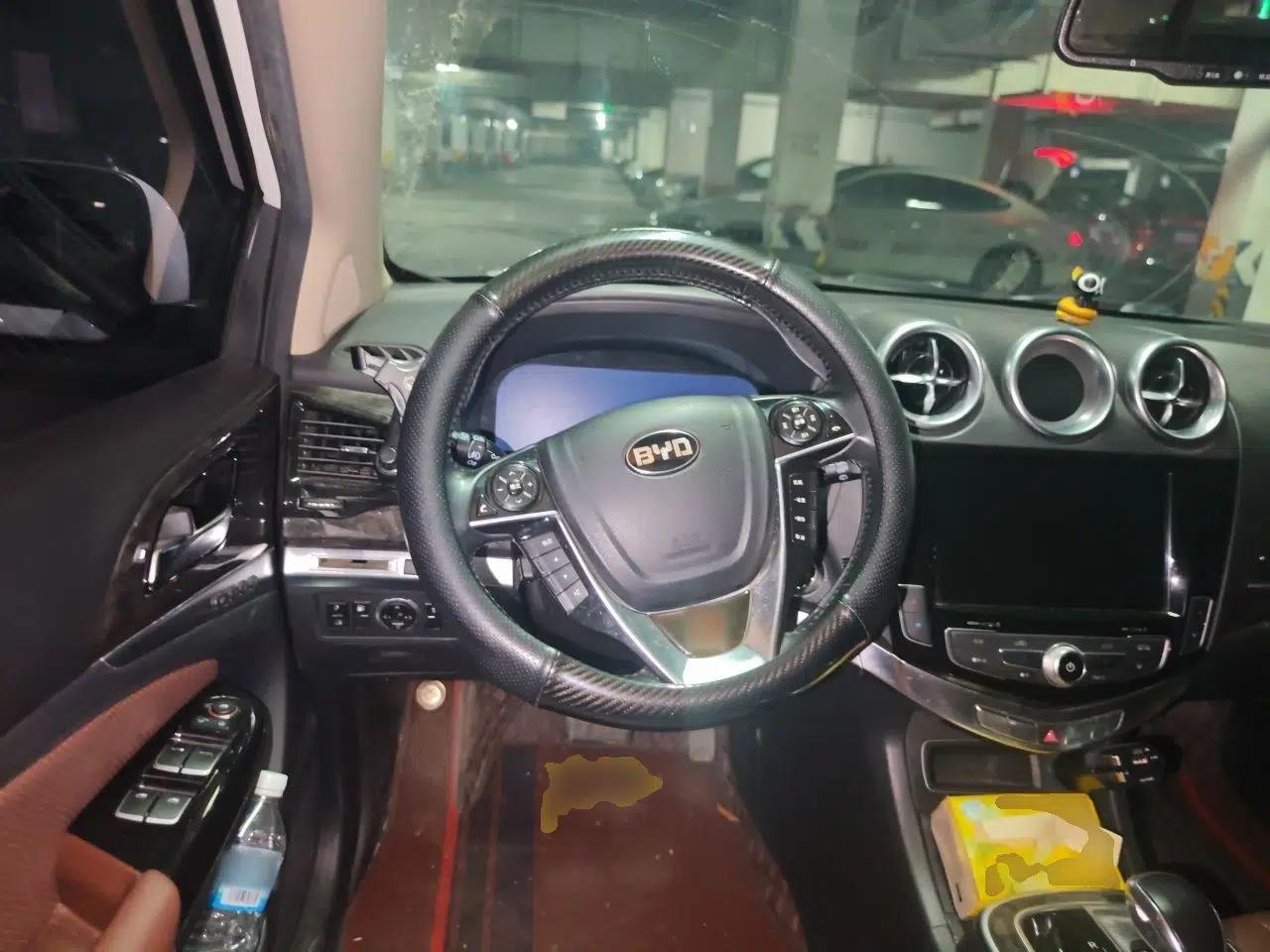 BYD Tang New Energy 2015 2.0T Four-Wheel-Drive Flagship Model — миниатюра 10