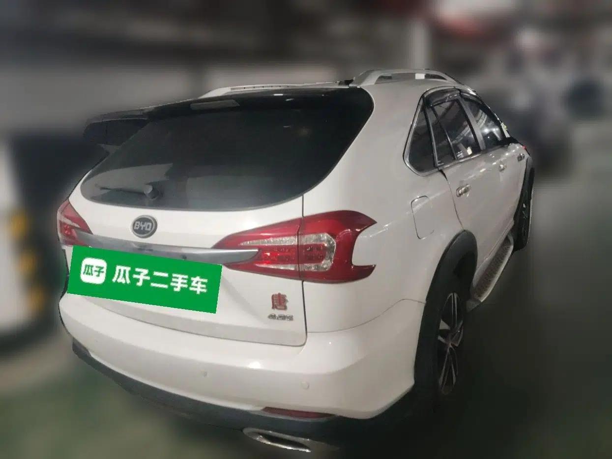 BYD Tang New Energy 2015 2.0T Four-Wheel-Drive Flagship Model — миниатюра 6