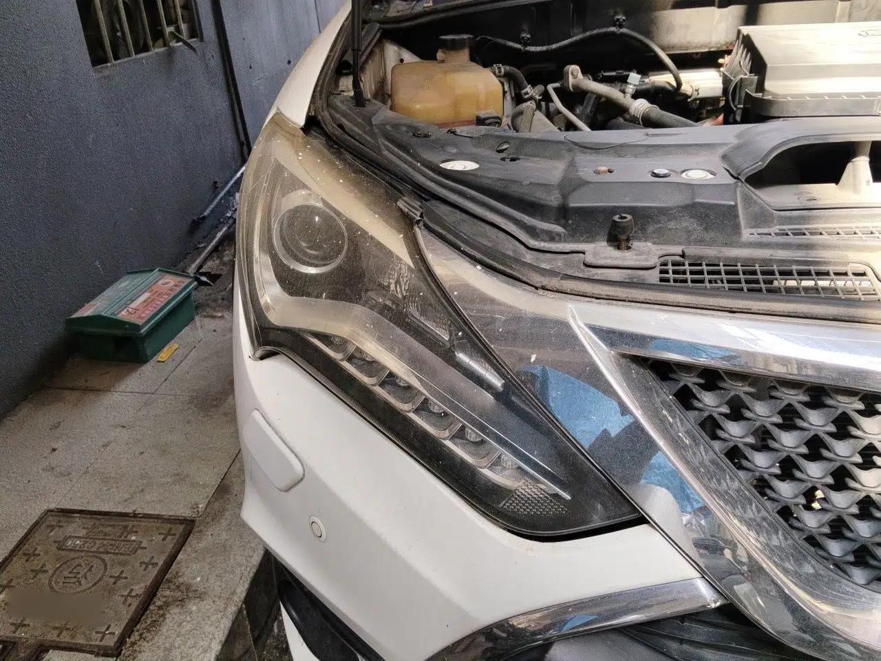 BYD Tang New Energy 2015 2.0T Four-Wheel-Drive Flagship Model — миниатюра 7