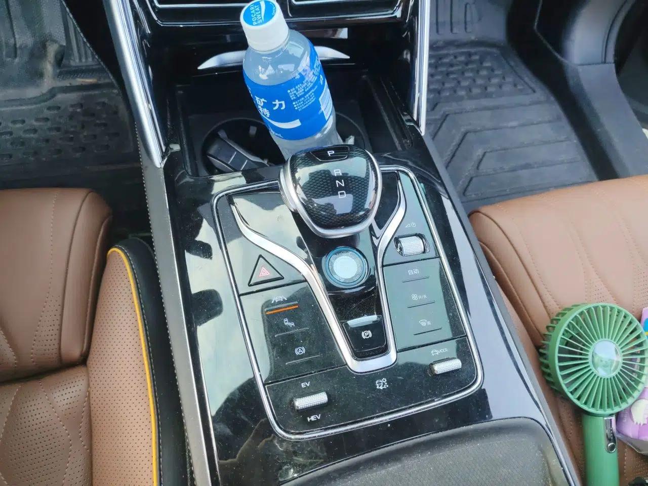 BYD Tang New Energy 2021 DM-i 112KM Prestige Model — миниатюра 14