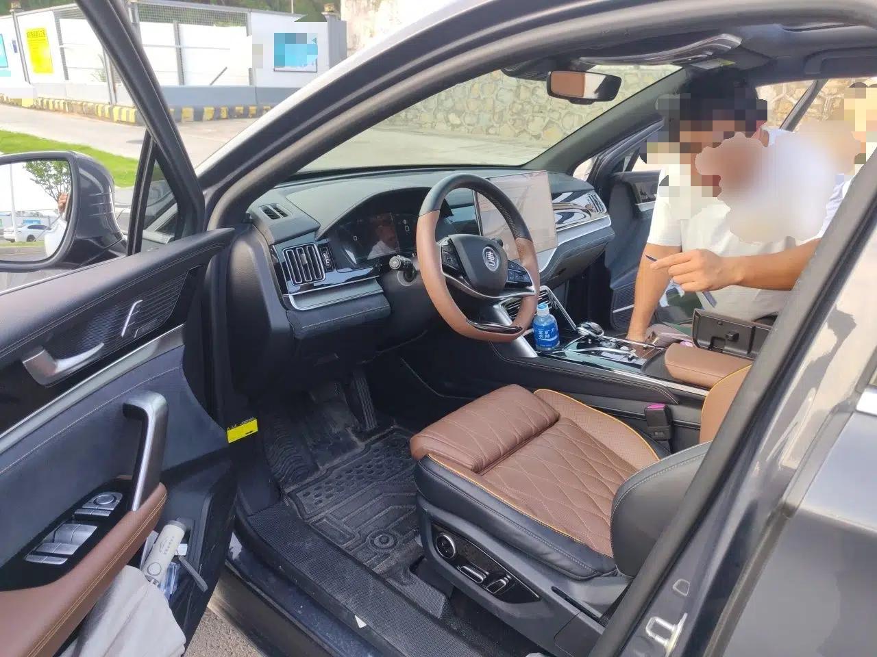 BYD Tang New Energy 2021 DM-i 112KM Prestige Model — миниатюра 16