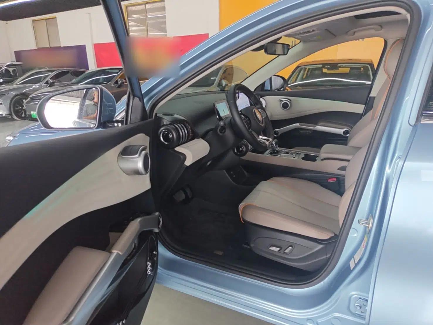BYD Yuan PLUS 2024 Honor Edition 430KM Beyond Model — миниатюра 18