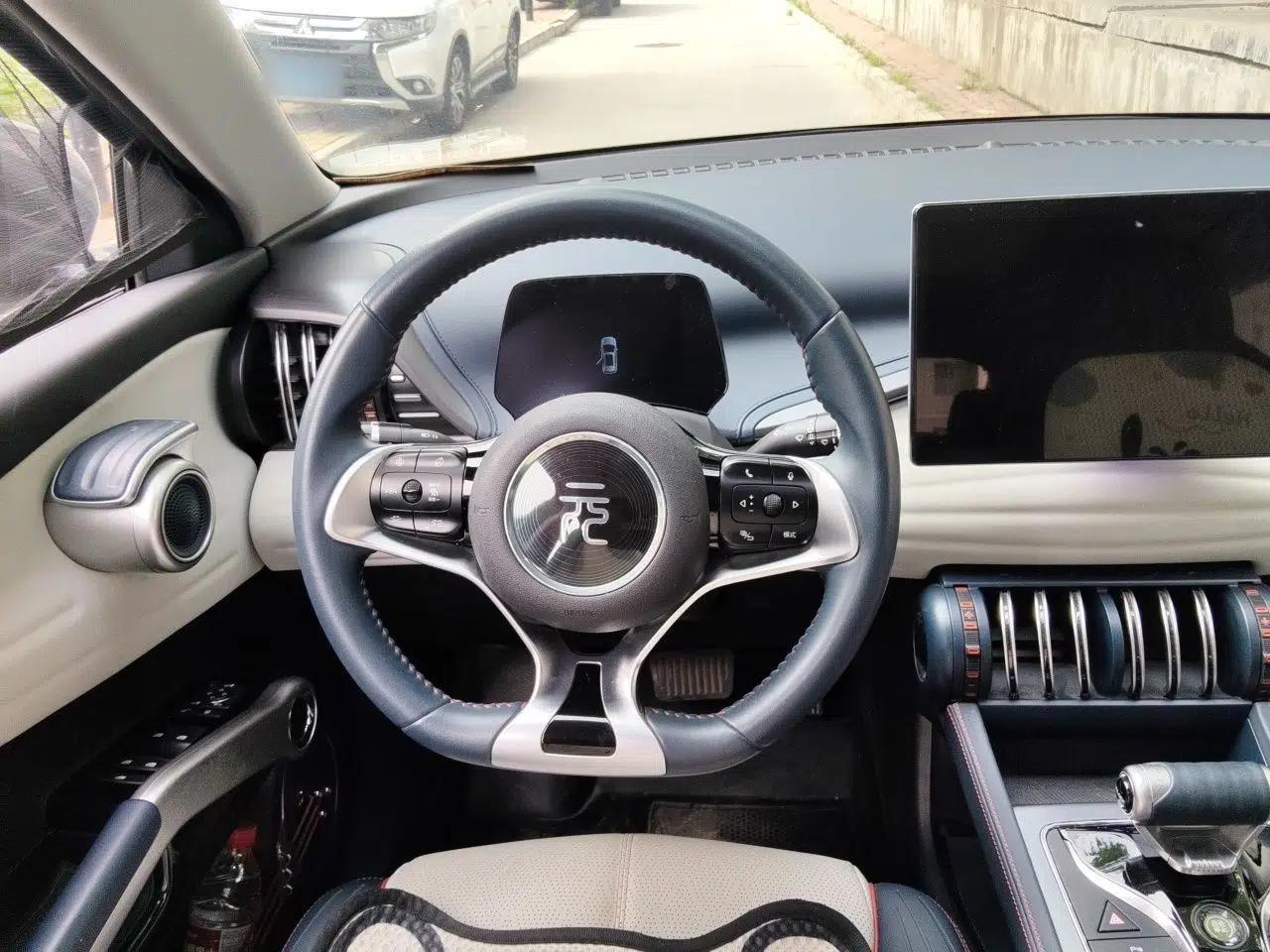 BYD Yuan PLUS 2022 510 km Flagship Version — миниатюра 10