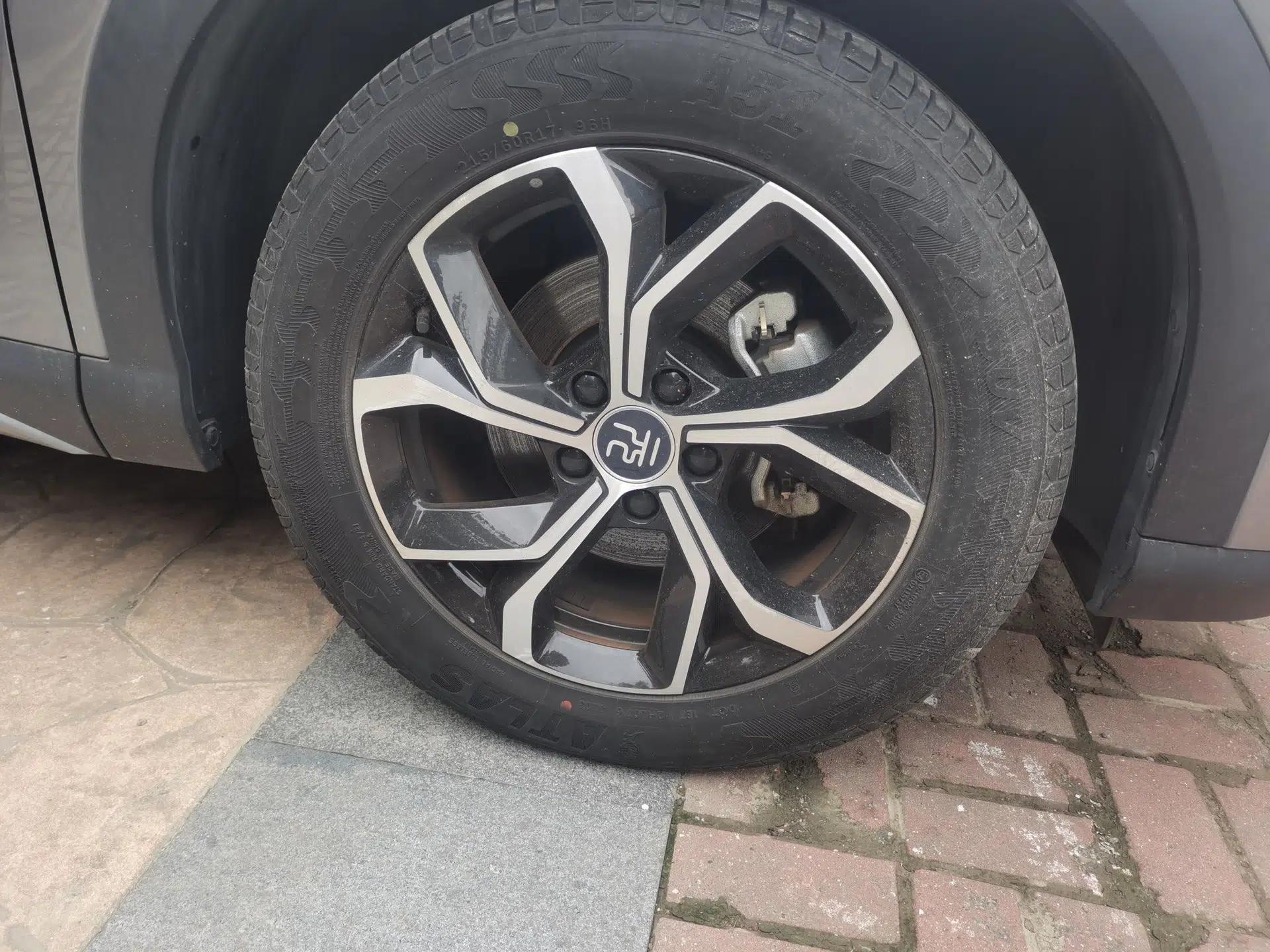 BYD Yuan PLUS 2023 Champion Edition 430KM Leading Model — миниатюра 8