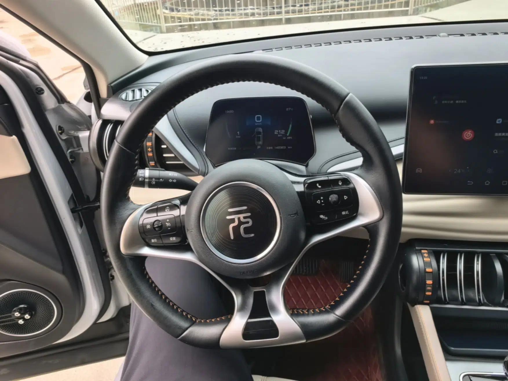 BYD Yuan PLUS 2024 Honor Edition 430KM Leading Model — миниатюра 13