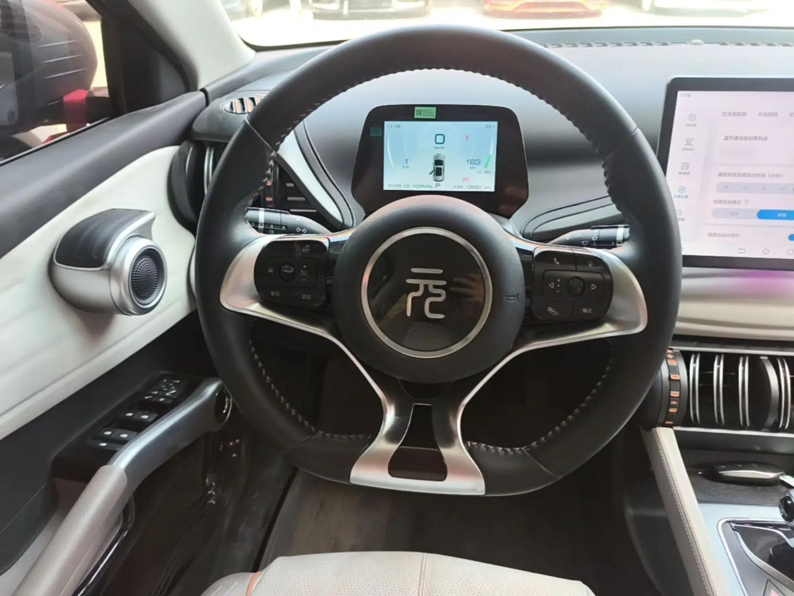 BYD Yuan PLUS 2024 Honor Edition 430KM Leading Model — миниатюра 13