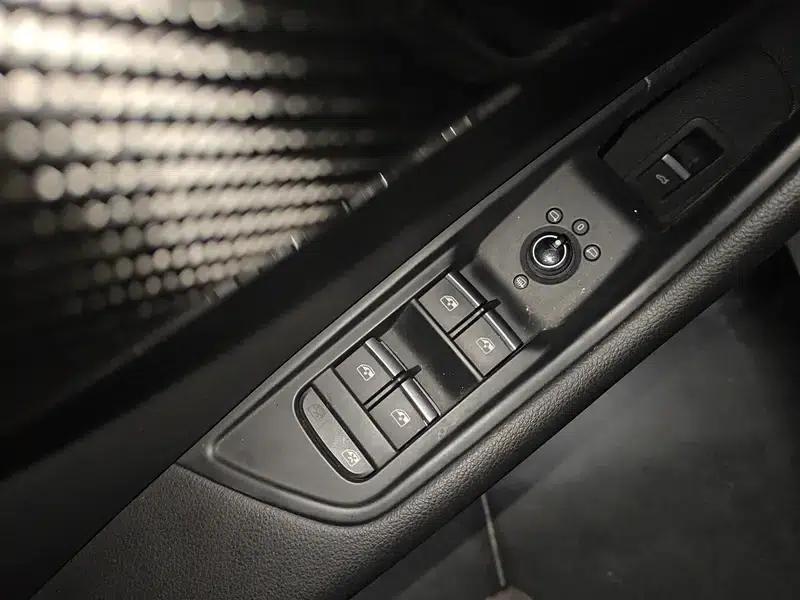 2021 Audi A4 (Imported) Avant 40 TFSI Fashion Dynamic Edition — миниатюра 15