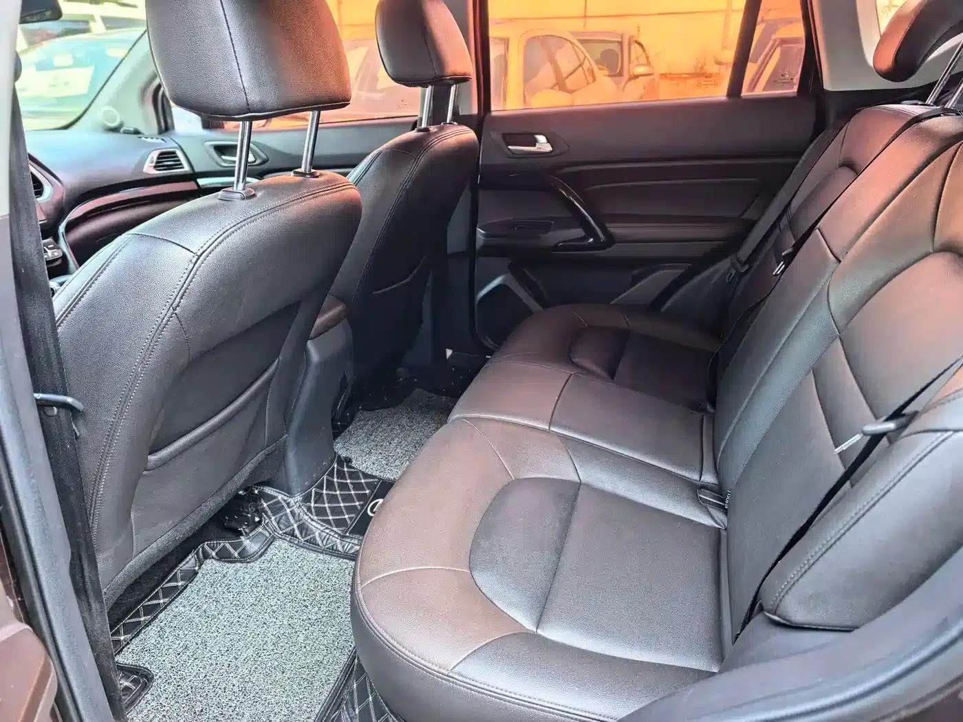 Trumpchi GS4 2016 235T G-DCT Elite Edition — миниатюра 10