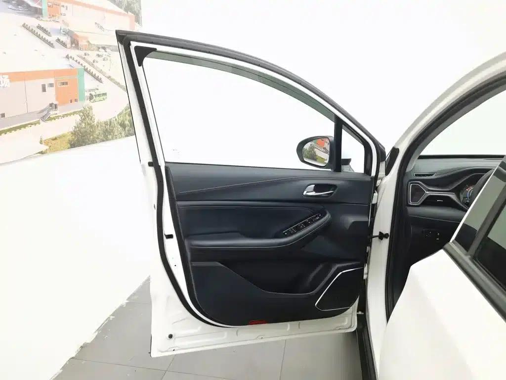 Trumpchi GS4 2021 270T Automatic Intelligent Technology Edition — миниатюра 8