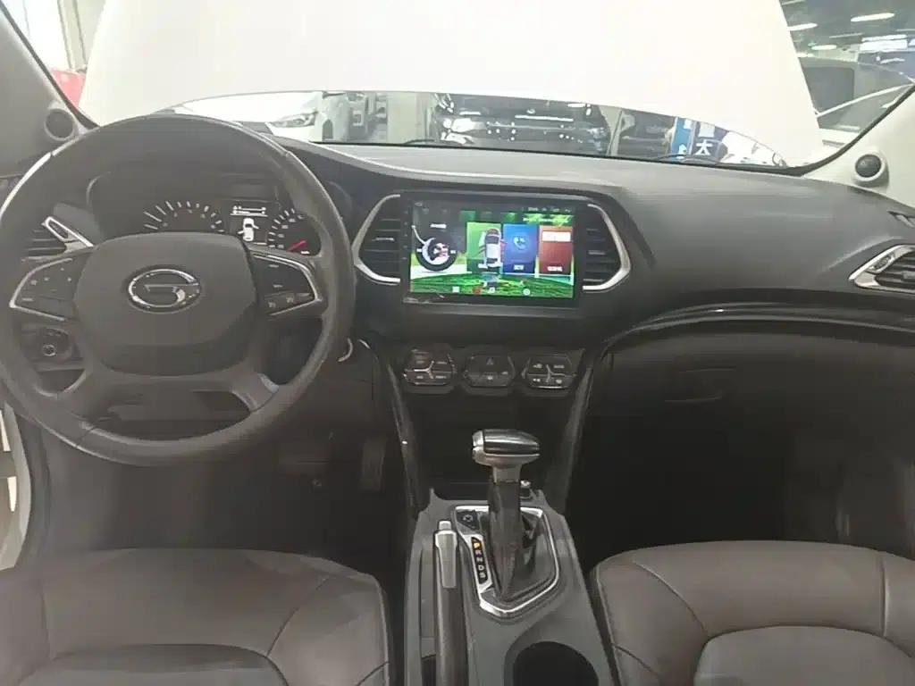 Trumpchi GS4 2017 200T G-DCT 2WD Elite Edition — миниатюра 13