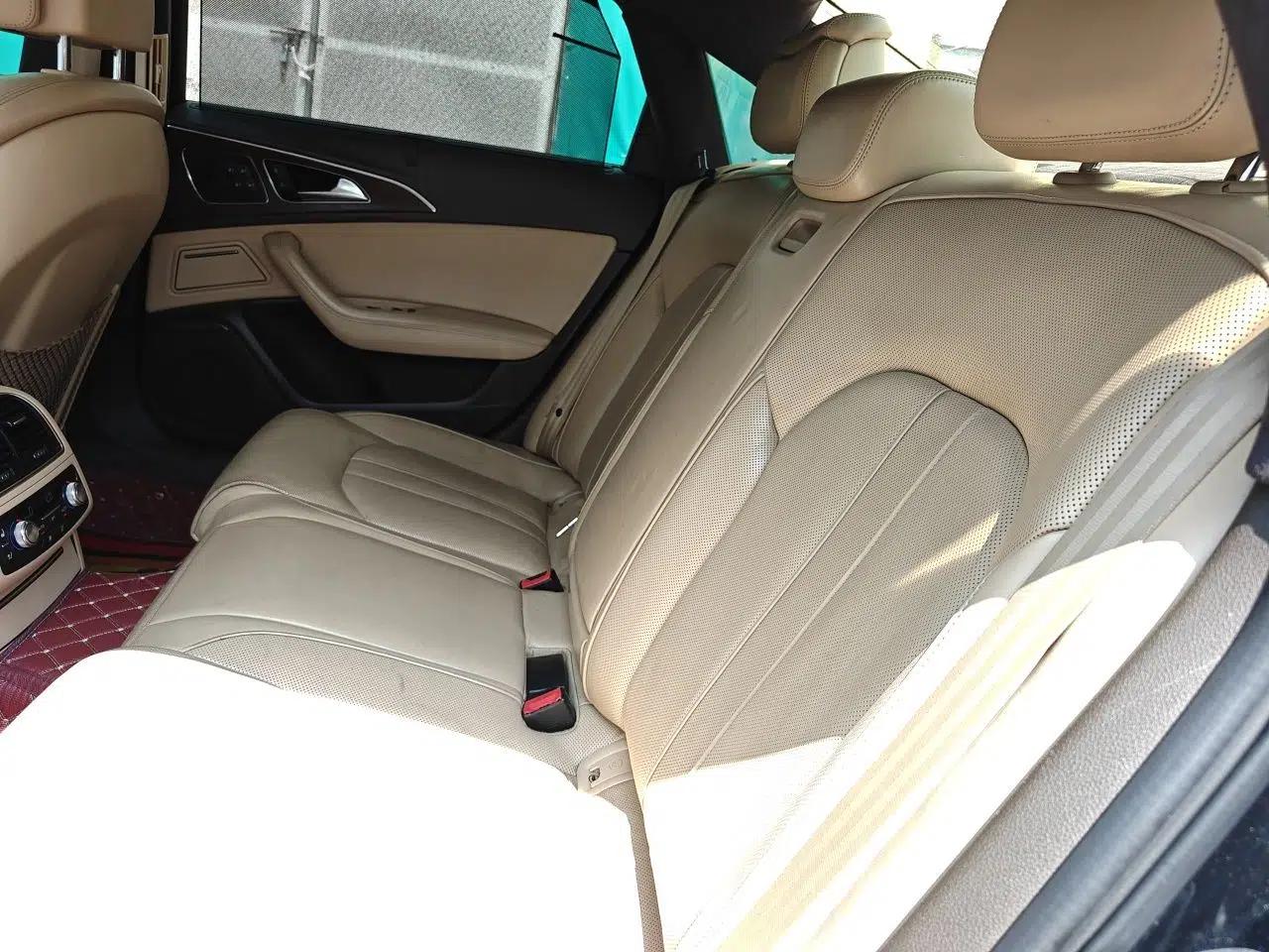 Audi A6L 2012 35 FSI quattro Luxury Model — миниатюра 17