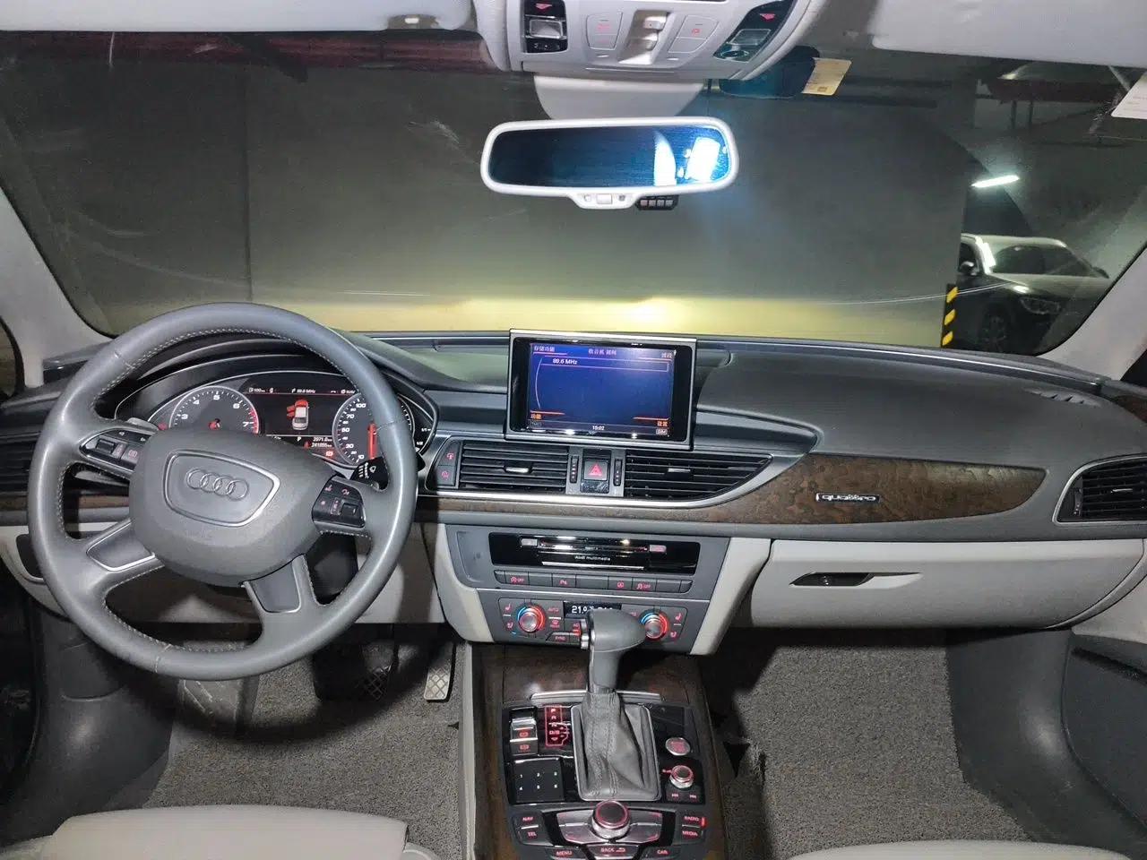 Audi A6L 2012 50 TFSI quattro Luxury Model — миниатюра 9