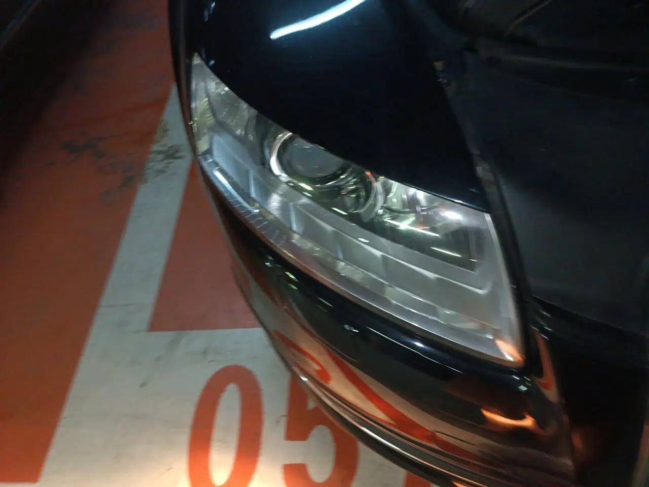 Audi A6L 2011 2.0 TFSI Automatic Standard Edition — миниатюра 7